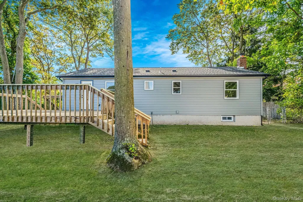 45 Arrowhead Drive Shirley NY 11967