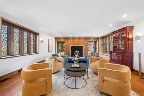 66 Lockwood Road Scarsdale NY 10583
