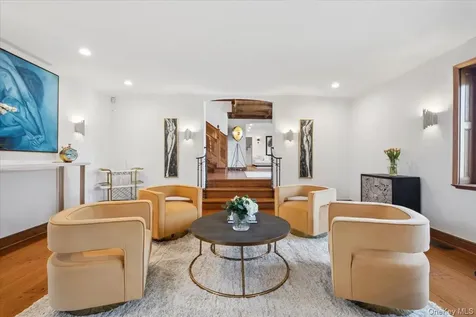 66 Lockwood Road Scarsdale NY 10583