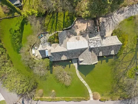 66 Lockwood Road Scarsdale NY 10583