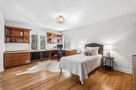 66 Lockwood Road Scarsdale NY 10583
