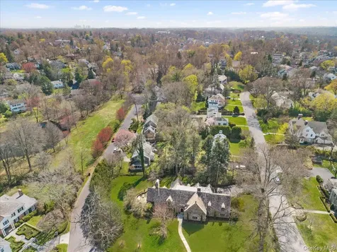 66 Lockwood Road Scarsdale NY 10583