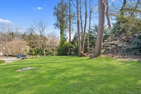 66 Lockwood Road Scarsdale NY 10583