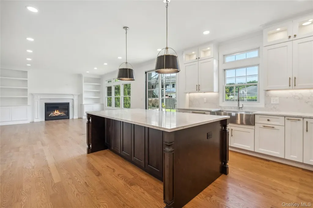 96 Calvin Avenue Syosset NY 11791