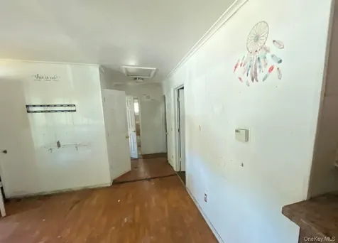 266 Station Road Bellport NY 11713