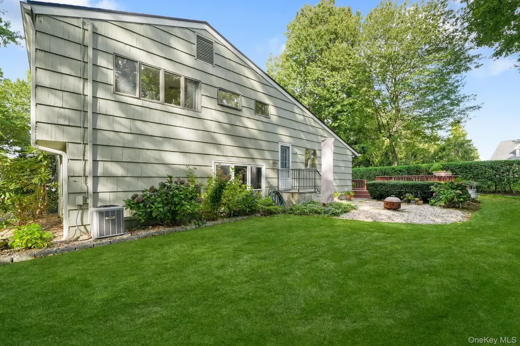 7 Green Acres Lane White Plains NY 10607