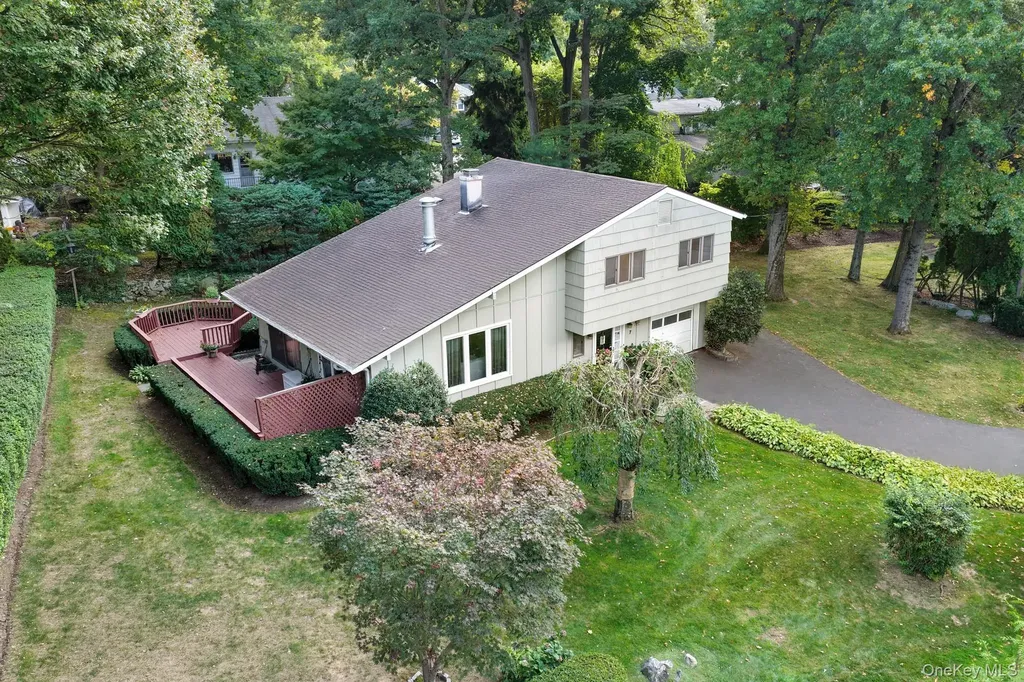 7 Green Acres Lane White Plains NY 10607