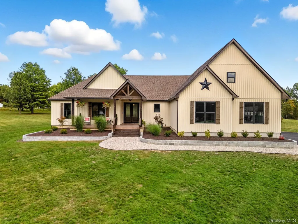 11 Knolls Road Wallkill NY 12589