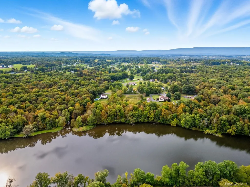 11 Knolls Road Wallkill NY 12589
