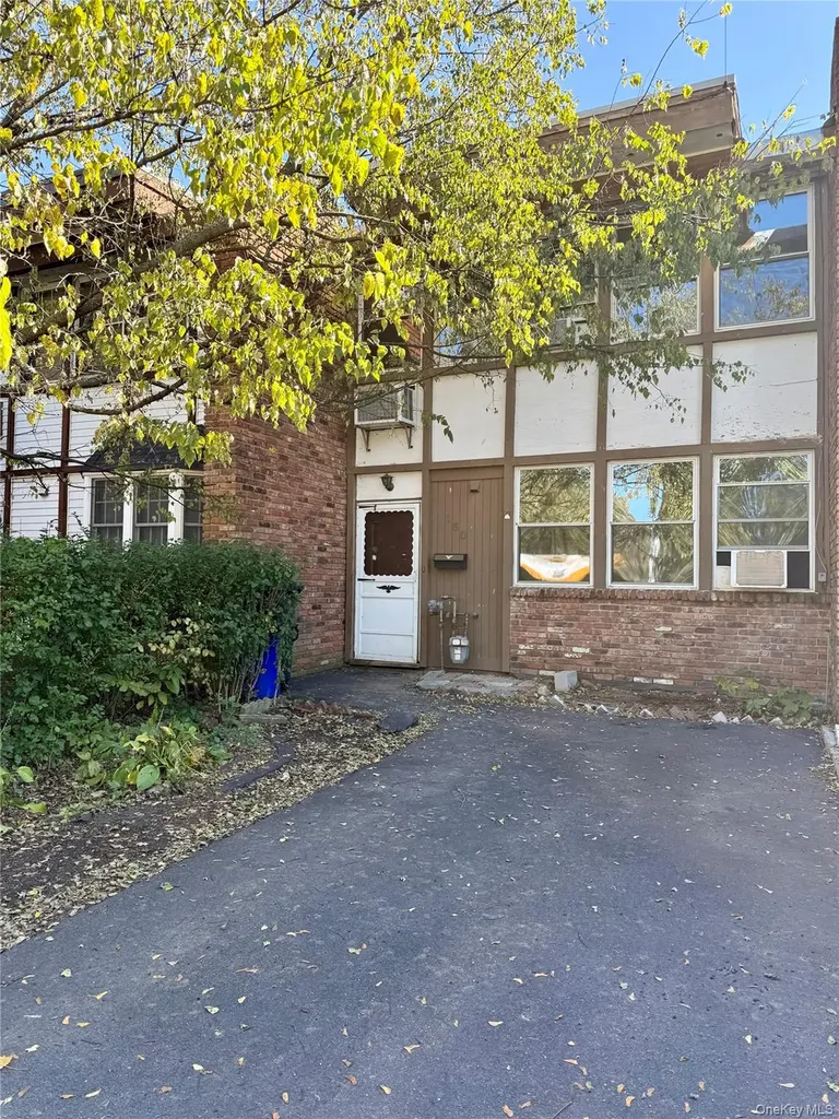 160 Halgren Crescent Haverstraw NY 10927