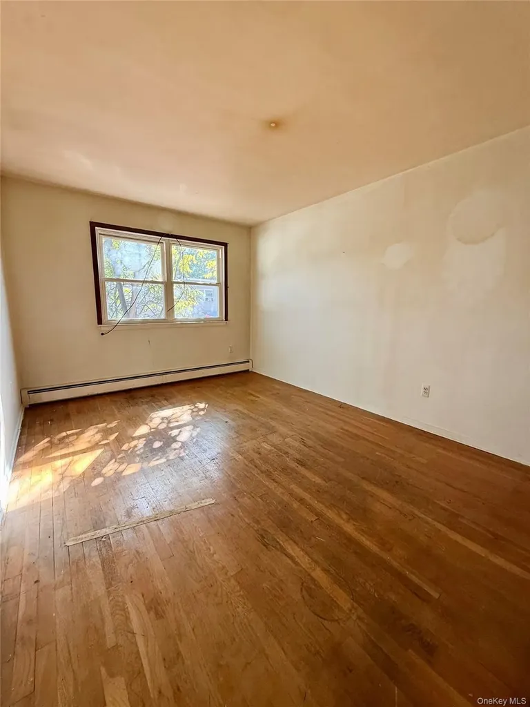 160 Halgren Crescent Haverstraw NY 10927