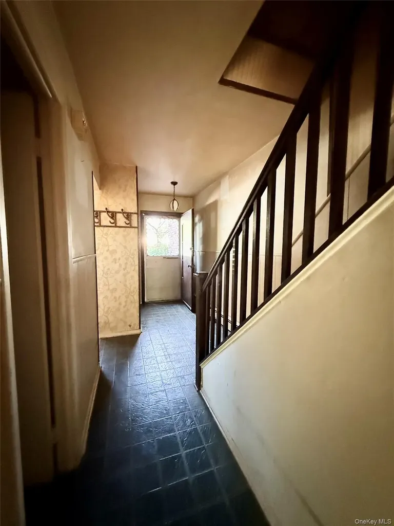 160 Halgren Crescent Haverstraw NY 10927