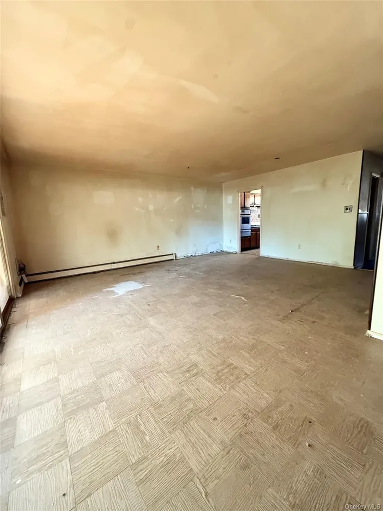 160 Halgren Crescent Haverstraw NY 10927