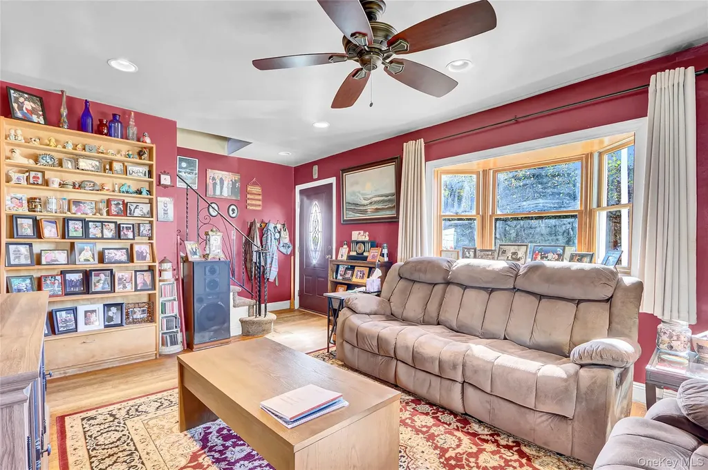 1073 Thomas Avenue Baldwin NY 11510