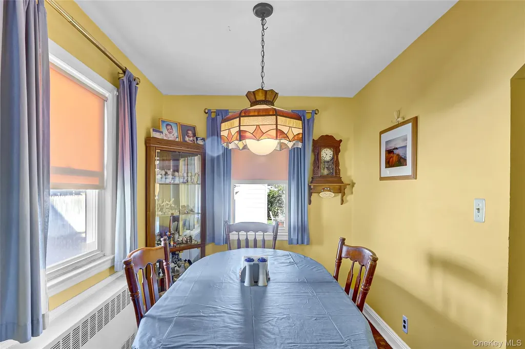 1073 Thomas Avenue Baldwin NY 11510