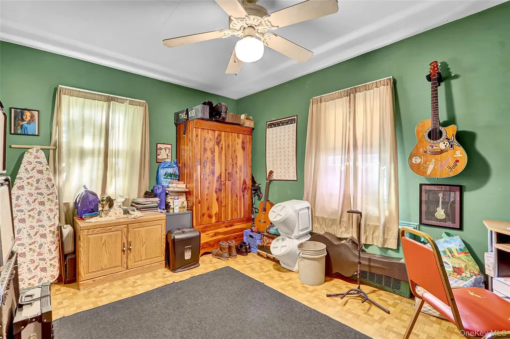 1073 Thomas Avenue Baldwin NY 11510