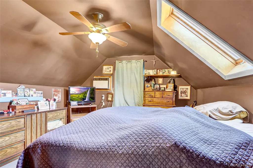 1073 Thomas Avenue Baldwin NY 11510