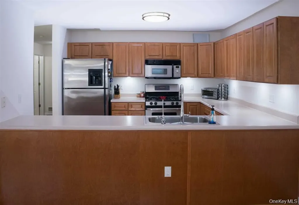 141 Pinebrook Drive Hyde Park NY 12538