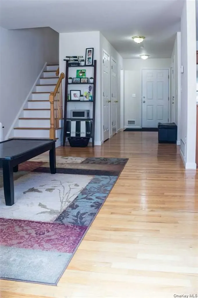 141 Pinebrook Drive Hyde Park NY 12538