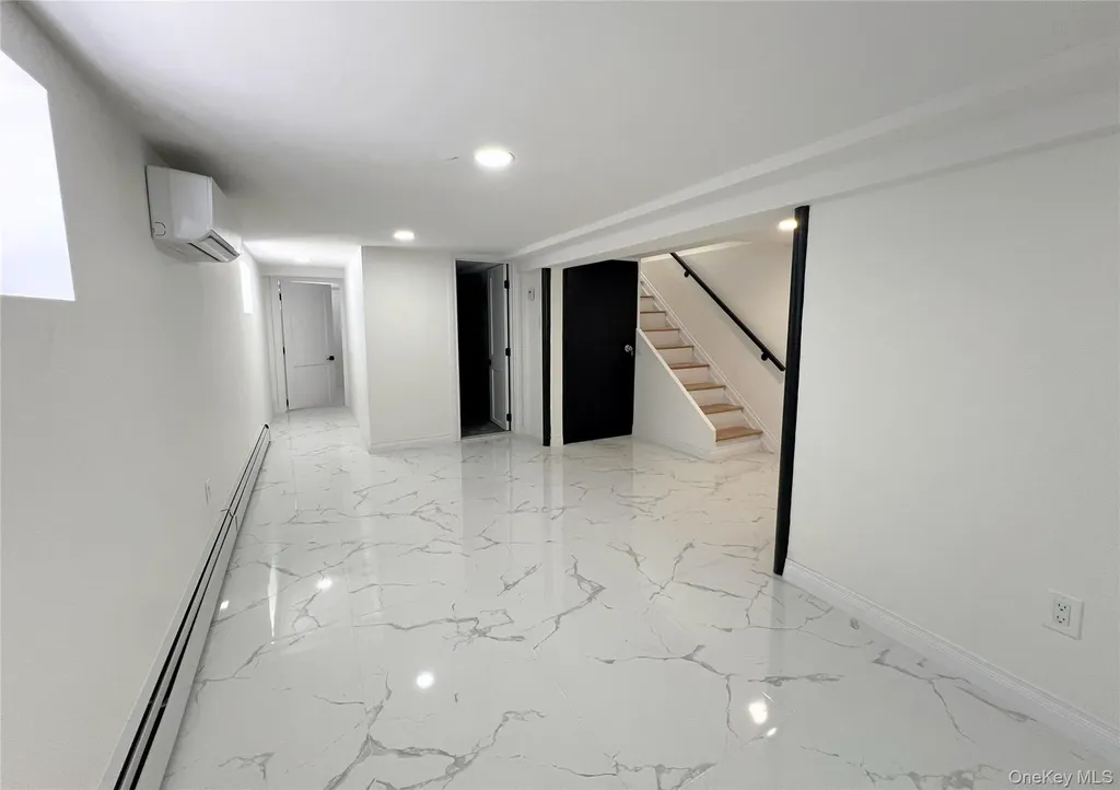 6608 73rd Place Middle Village NY 11379