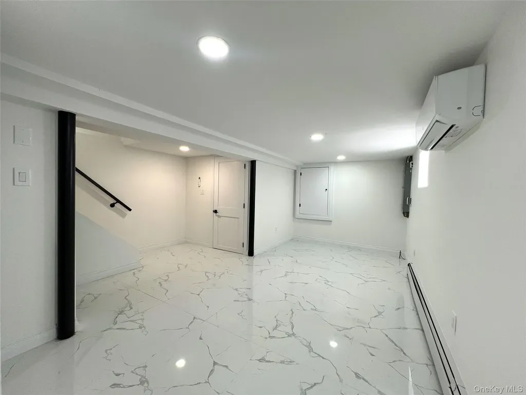 6608 73rd Place Middle Village NY 11379