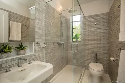 100 Ardsley Avenue W Irvington NY 10533