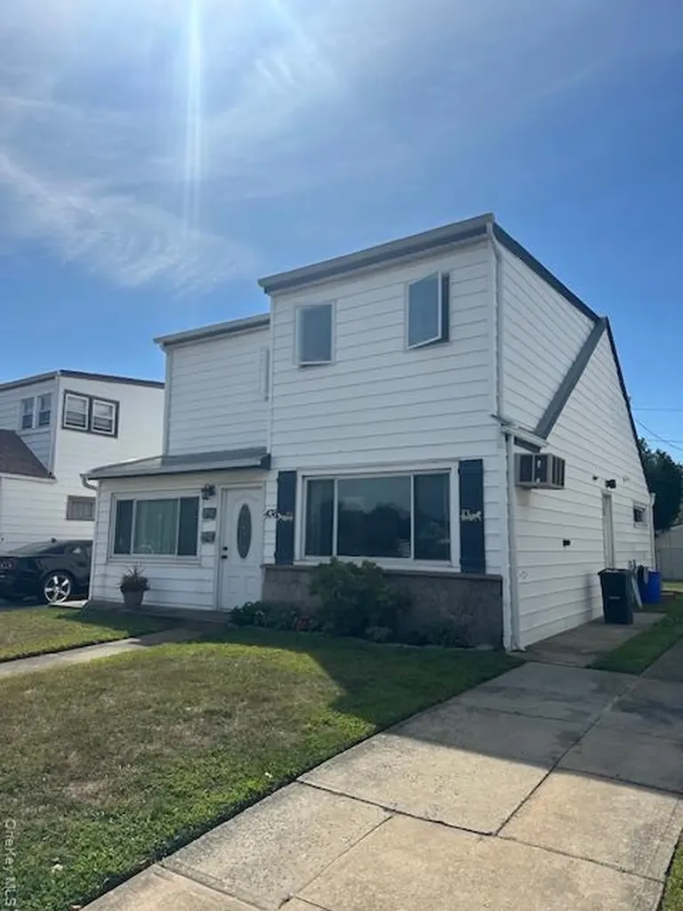 436 E Park Avenue Long Beach NY 11561