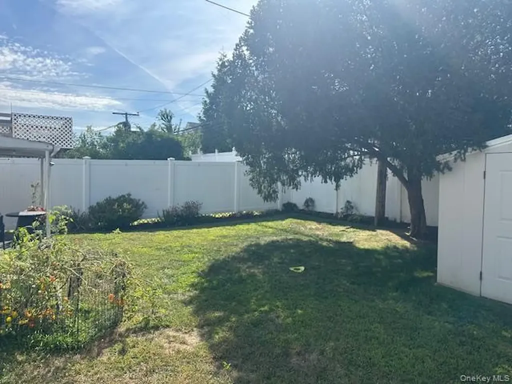 436 E Park Avenue Long Beach NY 11561
