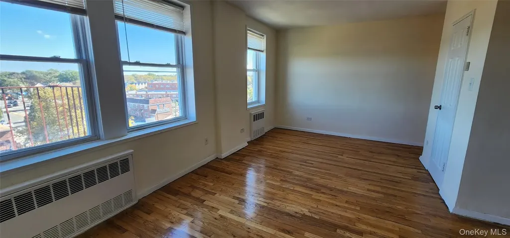 222-89 Braddock Avenue Bellerose NY 11428