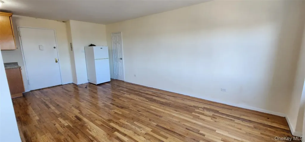 222-89 Braddock Avenue Bellerose NY 11428