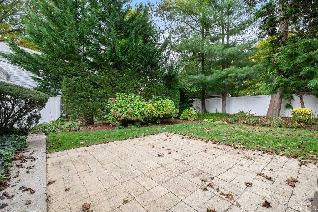 3019 Post Avenue Wantagh NY 11793