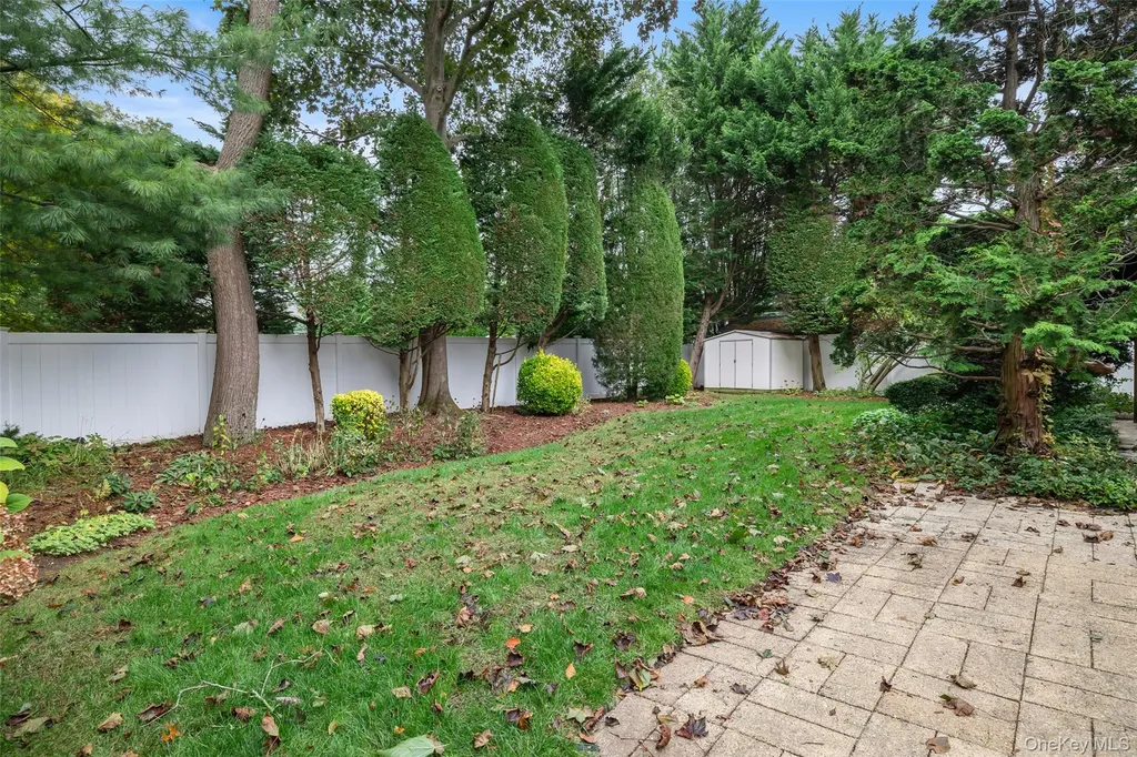 3019 Post Avenue Wantagh NY 11793