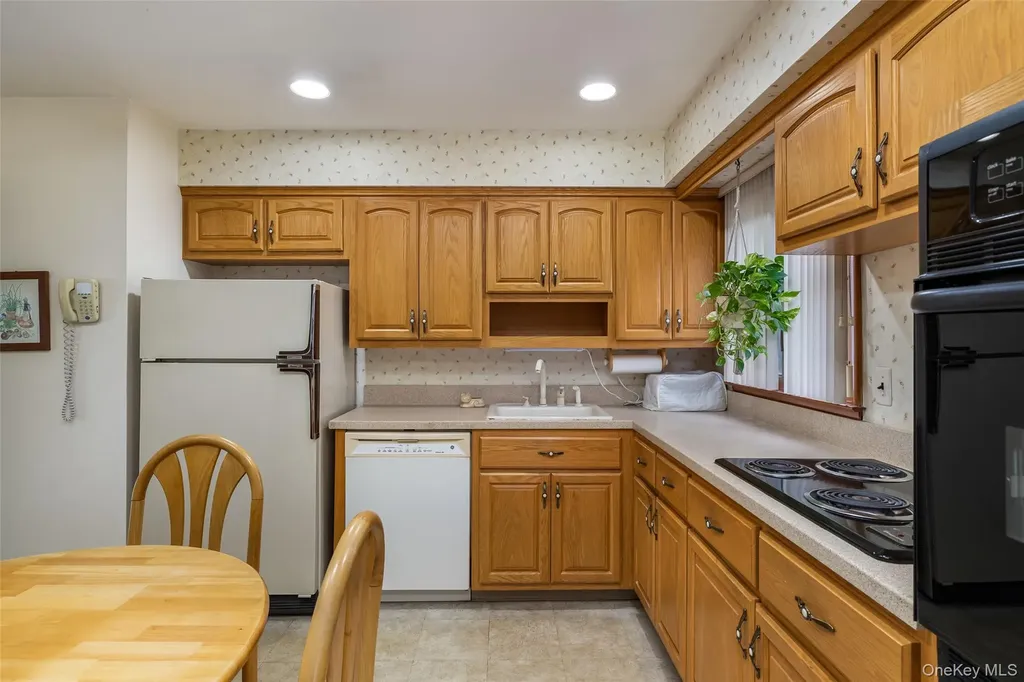 3019 Post Avenue Wantagh NY 11793