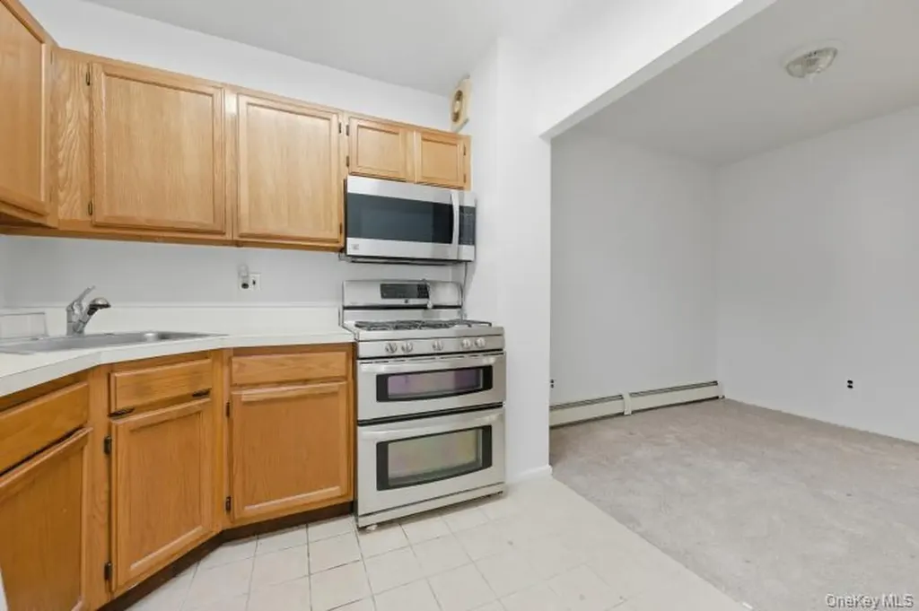 865 Home Street Bronx NY 10459