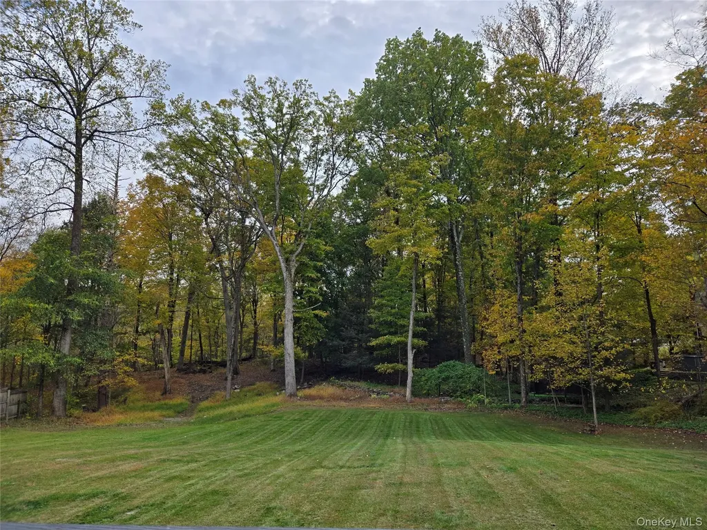 49 Colburn Drive Poughkeepsie NY 12603