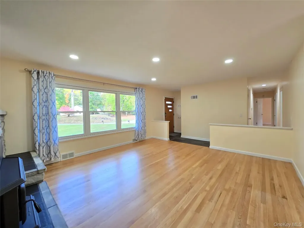 49 Colburn Drive Poughkeepsie NY 12603