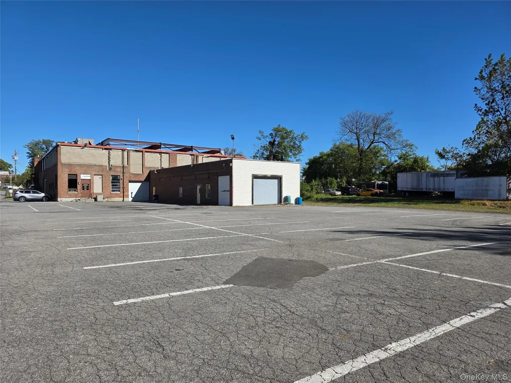 85 Dickson Street Newburgh NY 12550