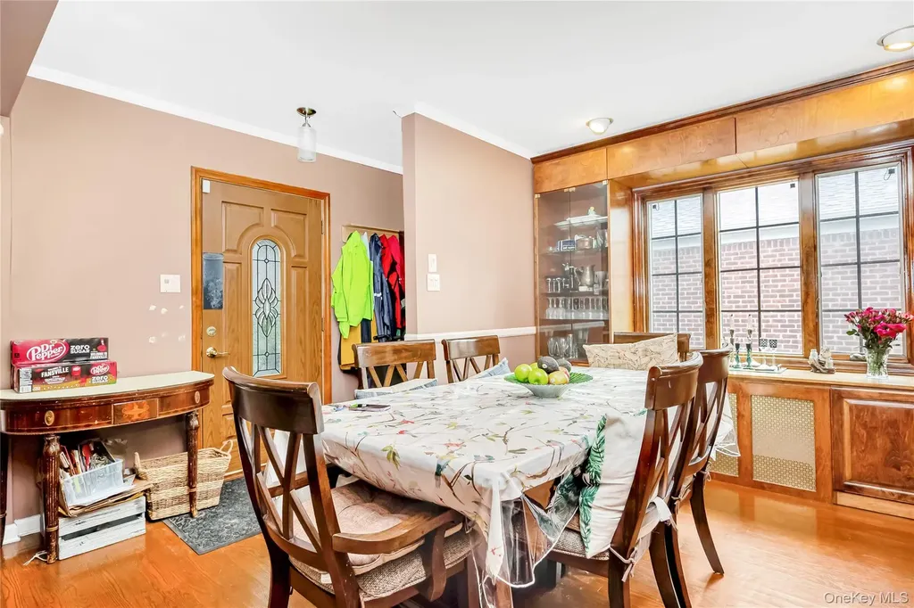 6532 170th Street Fresh Meadows NY 11365