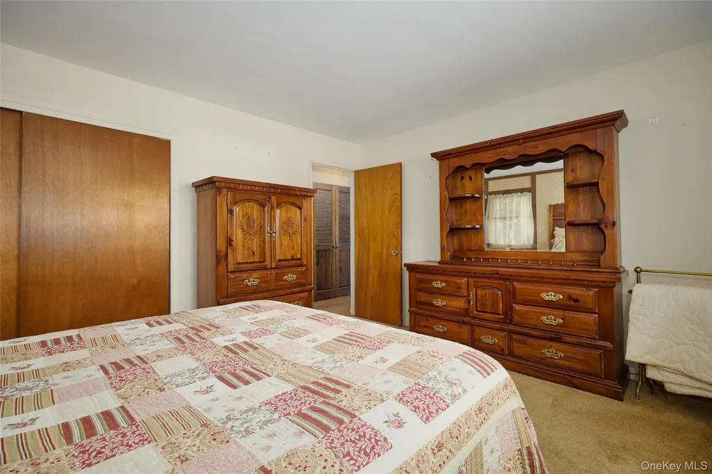 44 Morris Drive Hyde Park NY 12538