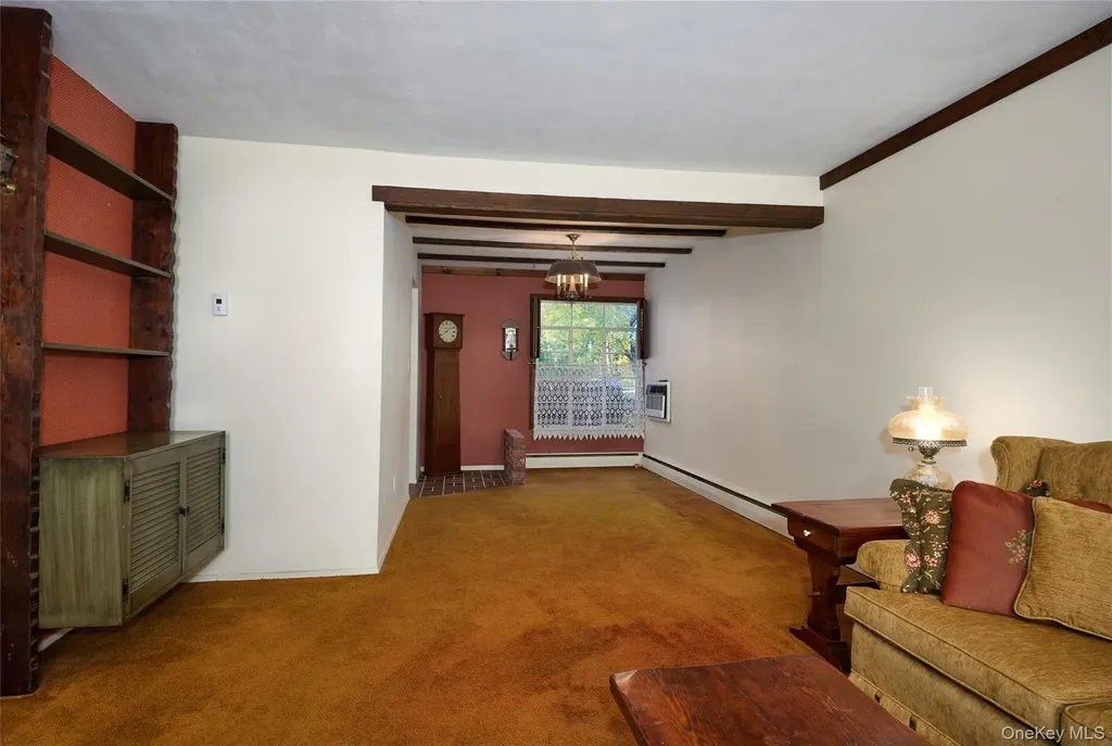 44 Morris Drive Hyde Park NY 12538