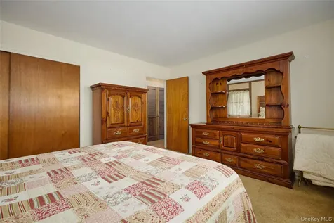 44 Morris Drive Hyde Park NY 12538