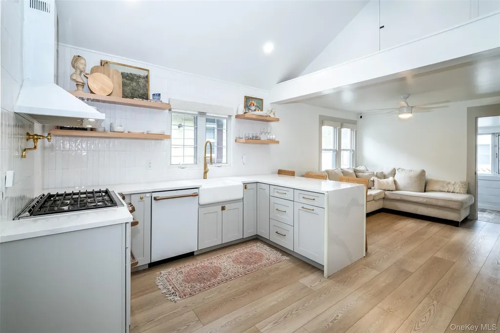 314 King Avenue Bronx NY 10464
