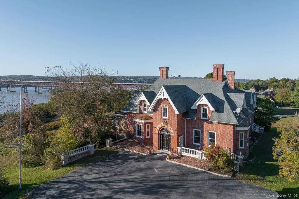 12 Monell Place Beacon NY 12508