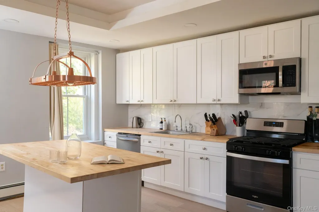 12 Monell Place Beacon NY 12508