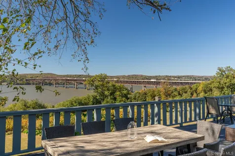 12 Monell Place Beacon NY 12508