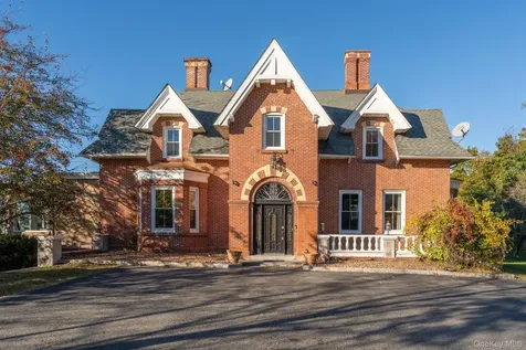 12 Monell Place Beacon NY 12508