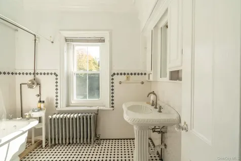 12 Monell Place Beacon NY 12508