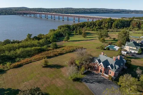 12 Monell Place Beacon NY 12508