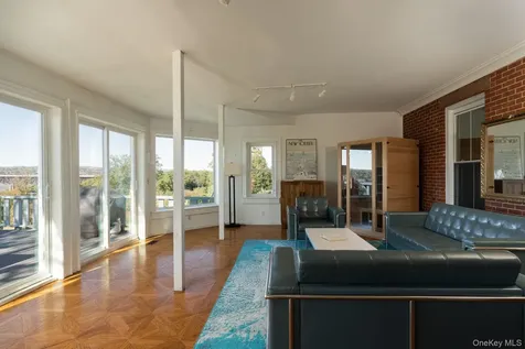 12 Monell Place Beacon NY 12508