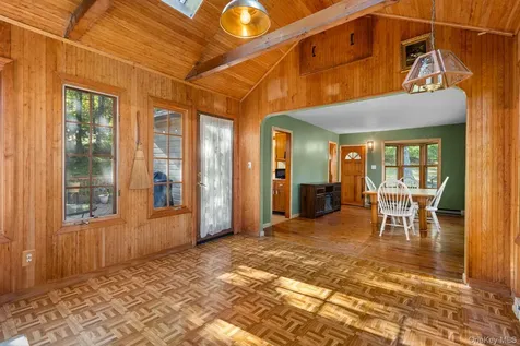 35 Candle Hill Road New Fairfield CT 06812